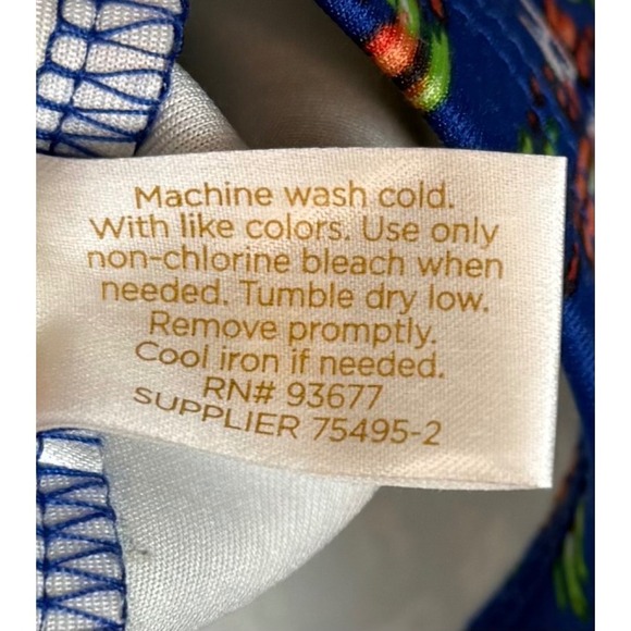 Decree Cropped Tank, Geometric Tribal Print, Size Medium - Picture 5 of 7